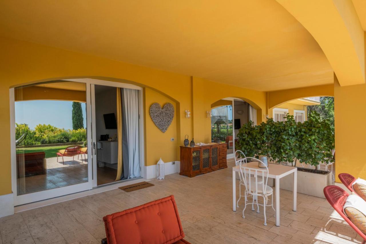 Tra Gli Alberi E Il Mare Bed and Breakfast Sirolo Eksteriør billede