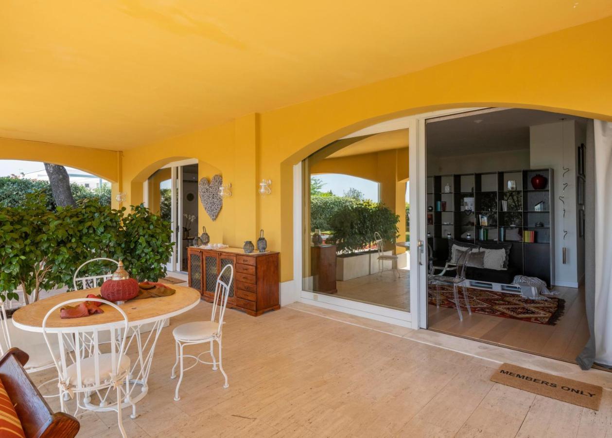 Tra Gli Alberi E Il Mare Bed and Breakfast Sirolo Eksteriør billede
