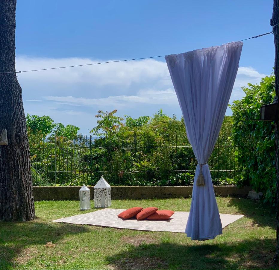 Tra Gli Alberi E Il Mare Bed and Breakfast Sirolo Eksteriør billede