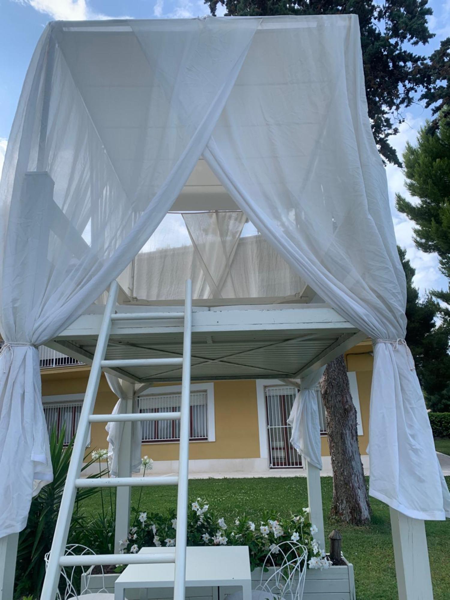 Tra Gli Alberi E Il Mare Bed and Breakfast Sirolo Eksteriør billede