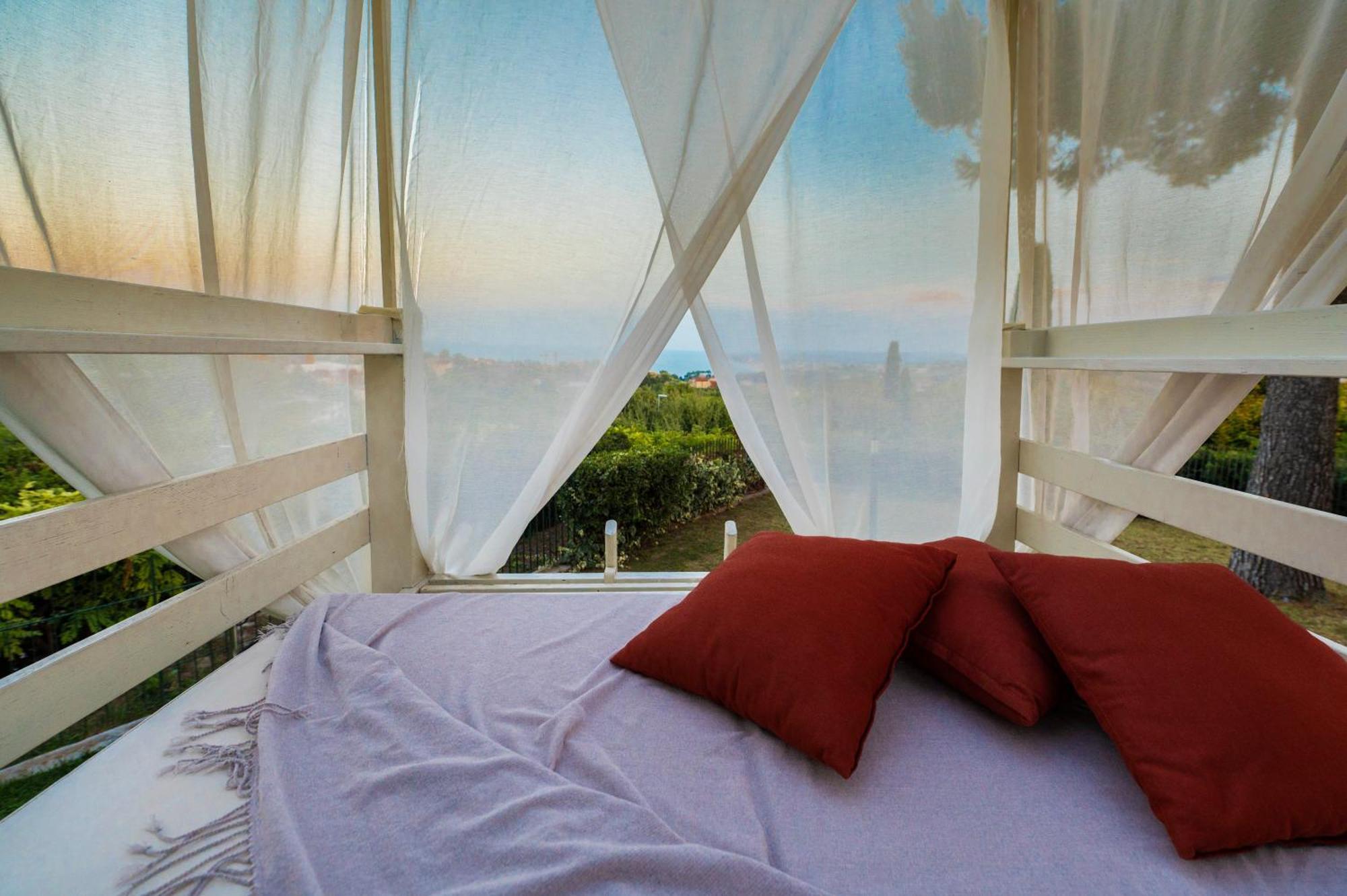 Tra Gli Alberi E Il Mare Bed and Breakfast Sirolo Eksteriør billede